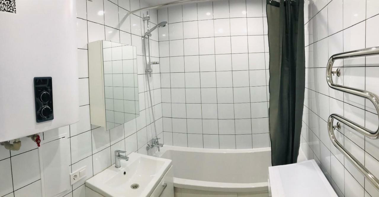 Tf Apartment Двокімнатні Апартаменти В Центрі Міста Poltava Exterior photo